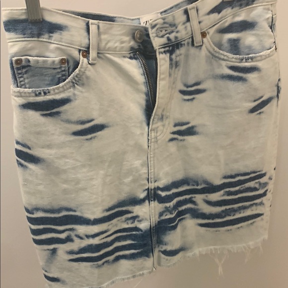 Zara Blue Denim Mini Skirt Ribbed Ruched Casual - Picture 1 of 3